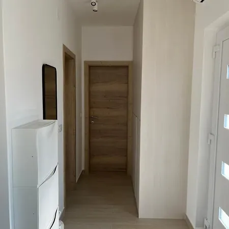 Lucija Apartment